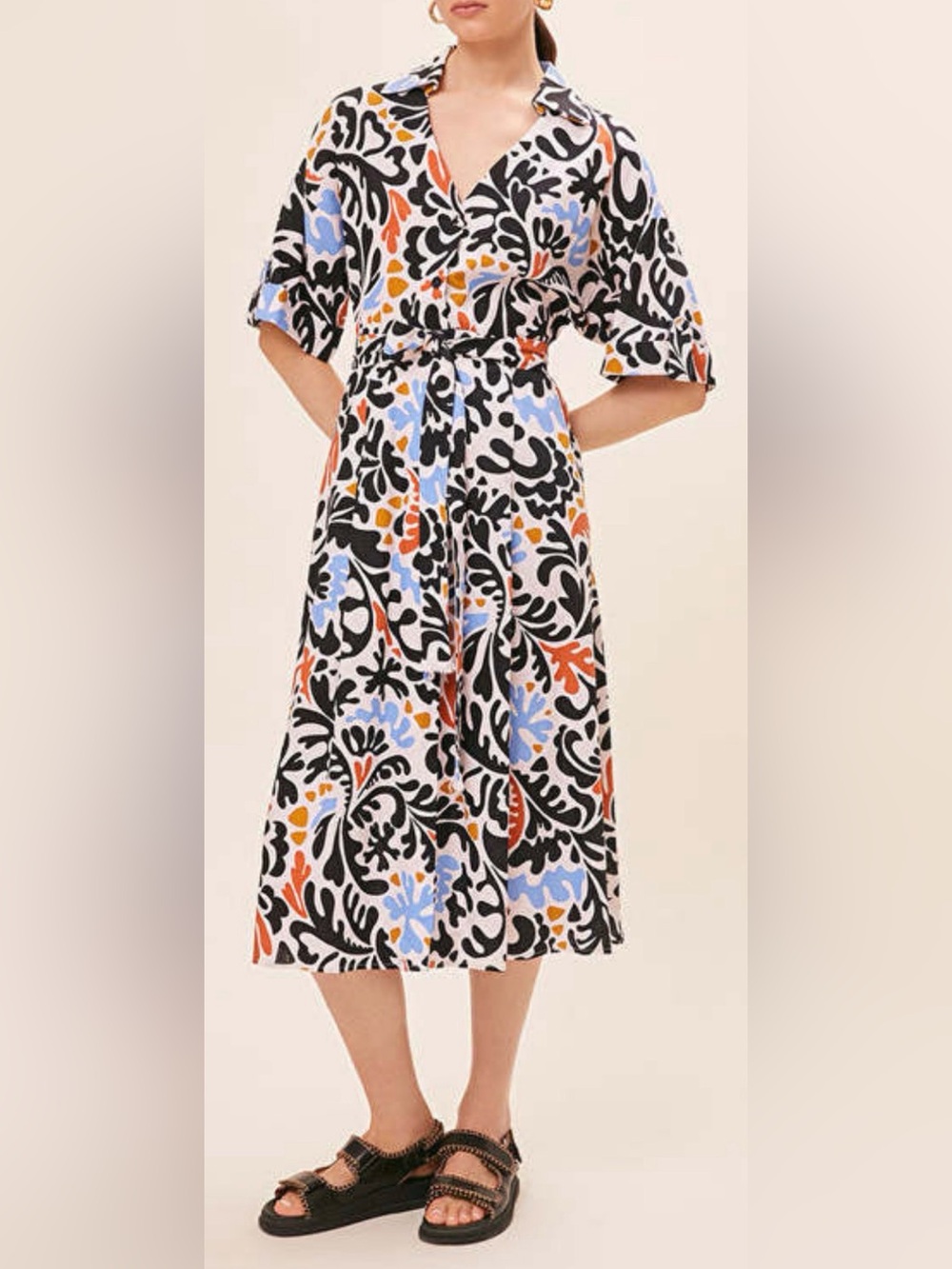Suncoo Carina Printed Midi Dress in the "Crème" colorway. Pit-pit17 (mix47)